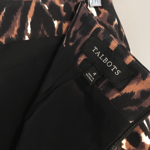 Gorgeous Talbots animal print pencil skirt - Picture 3 of 4